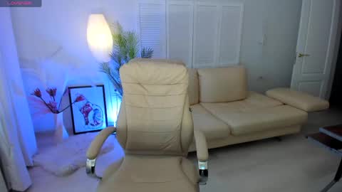 dani_kittys online show from June 2026 07:25:02 AM