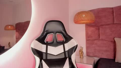   online show from February 2026 02:16:02 AM