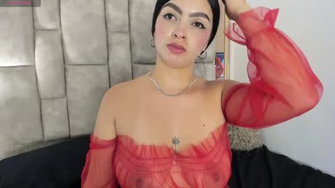 danicaa_sweet online show from May 2026 08:37:01 PM