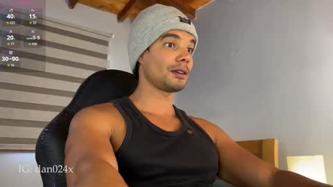 Snapshot of daniel0910s chatting on December 2025 08:24:02 PM Daniel online show from December 2025 08:24:02 PM