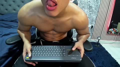 daniel_leconte online show from November 2025 07:18:01 AM