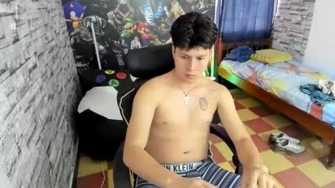 daniel_leon_c online show from March 2026 01:37:01 PM