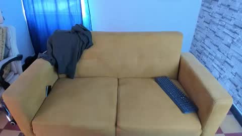 daniel_leon_c online show from April 2026 06:35:01 PM