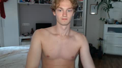 Snapshot of daniel_yumm chatting on June 2026 11:23:02 AM Daniel online show from June 2026 11:23:02 AM
