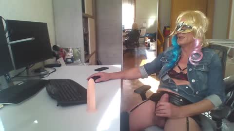 newcumer online show from January 2025 01:46:01 PM