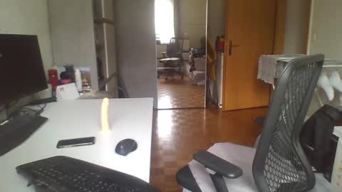 newcumer online show from February 2025 02:10:01 PM