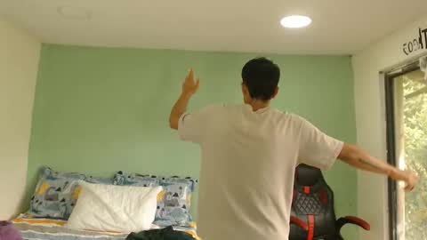 danielitopapii online show from April 2026 08:17:01 PM