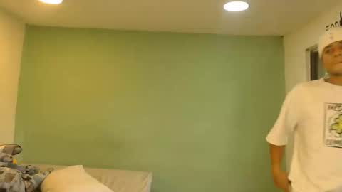 danielitopapii online show from April 2026 08:47:01 PM