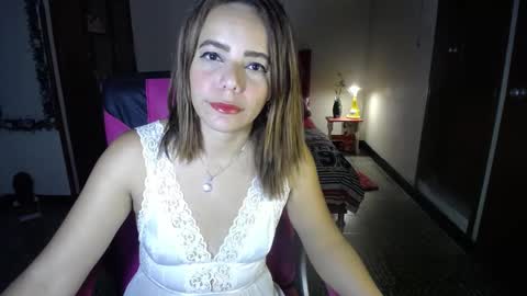 Angie online show from March 2025 05:49:01 PM