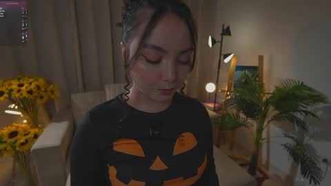      online show from October 2025 10:39:01 PM