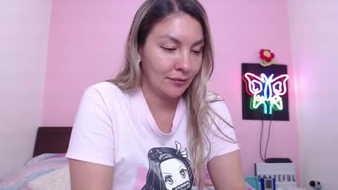 K A R O L online show from January 2025 03:26:01 AM