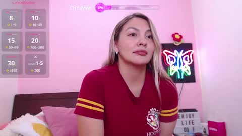 K A R O L online show from May 2026 03:02:01 AM