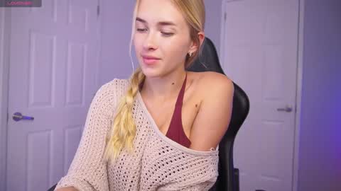 Hi my name is Anna. Please say hello I like to chat with you. If u have request use Tip option .Thank you online show from January 2025 01:50:01 AM