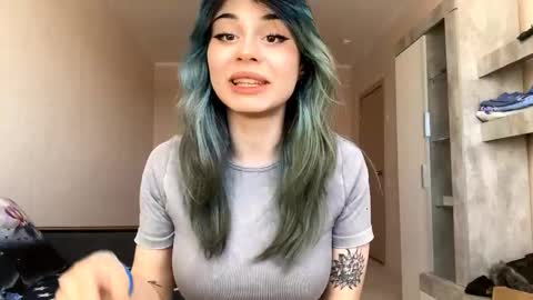 Snapshot of danikalazarini chatting on February 2026 08:21:01 AM Melissa online show from February 2026 08:21:01 AM