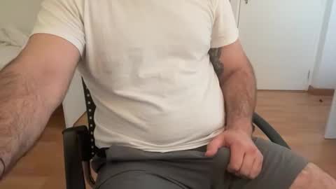 Snapshot of danileush88 chatting on March 2026 07:03:01 AM danileush88 online show from March 2026 07:03:01 AM