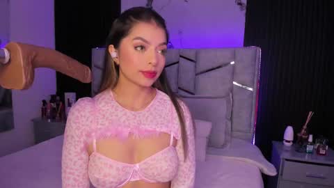 Dani Phonenix online show from March 2025 07:39:01 PM
