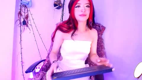 Snapshot of danita_veelz chatting on October 2025 04:37:01 AM danita_veelz online show from October 2025 04:37:01 AM