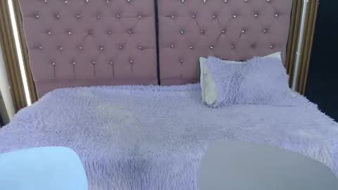 Snapshot of dann_jell chatting on May 2026 07:31:01 PM Danniela y Victoria online show from May 2026 07:31:01 PM