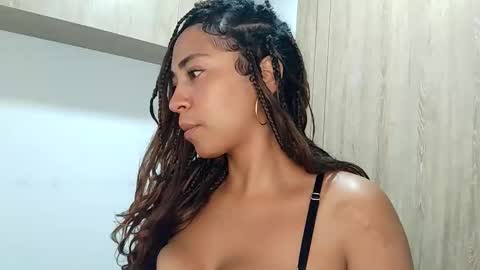 Danna  Ross online show from April 2026 12:56:01 AM