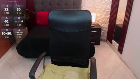 DANNA online show from April 2026 09:08:01 PM