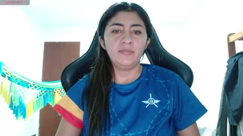 Snapshot of danna_peterson chatting on July 2026 01:47:02 AM Danna online show from July 2026 01:47:02 AM