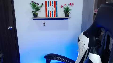 Danna online show from October 2025 09:21:01 AM