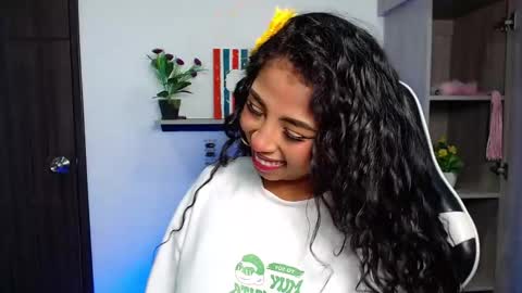 Danna online show from October 2025 02:01:01 AM