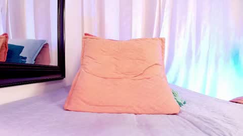 Danna Berlin  online show from February 2025 10:25:02 PM