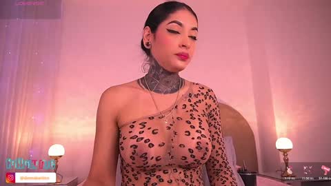 Danna Berlin  online show from November 2025 07:24:02 PM