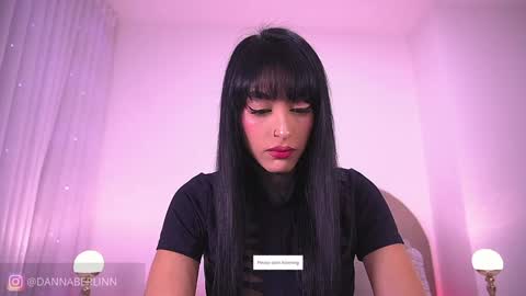 Danna Berlin  online show from January 2026 07:15:02 PM