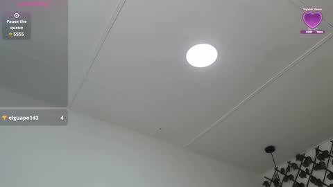 dannaberlin_0 online show from March 2025 03:40:01 PM