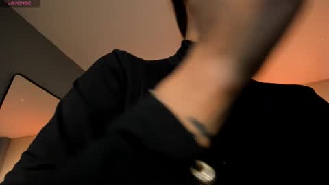 Snapshot of dannacruz_ chatting on January 2026 07:29:01 PM Danna Cruz online show from January 2026 07:29:01 PM