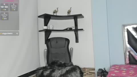 Snapshot of dannadom chatting on February 2025 05:13:02 AM Danna online show from February 2025 05:13:02 AM