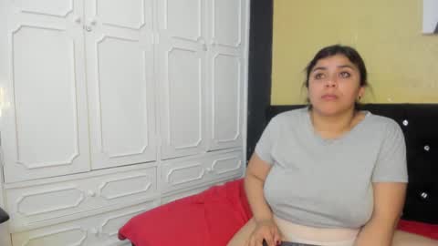 Danna Garza online show from February 2025 07:39:02 AM