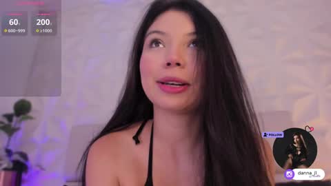 Danna online show from February 2025 07:51:01 PM