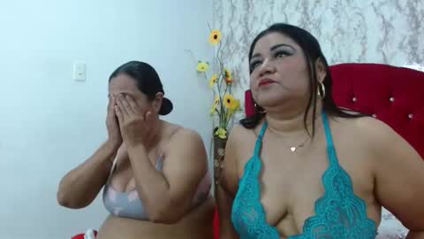 dannalanegra2 online show from October 2025 05:54:01 PM