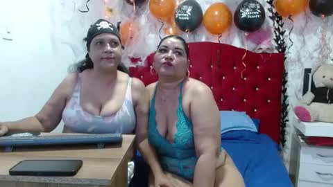 dannalanegra2 online show from November 2025 05:03:01 PM