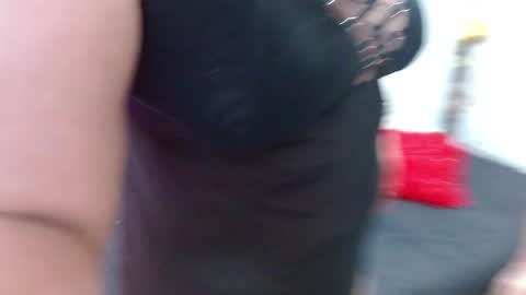 dannalanegra2 online show from November 2025 05:23:02 PM