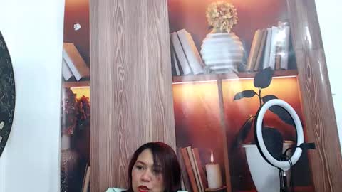 dannamomcerrat online show from October 2025 11:23:01 PM