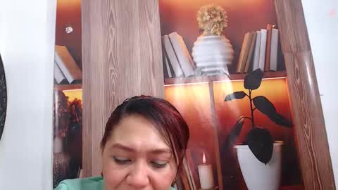 dannamomcerrat online show from October 2025 08:15:02 PM