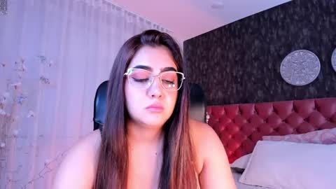 Danna online show from March 2025 08:05:01 PM