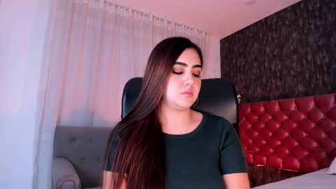 Danna online show from November 2025 03:22:02 PM