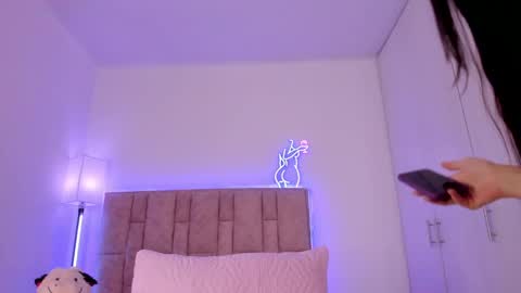 danna  online show from February 2025 12:41:01 AM