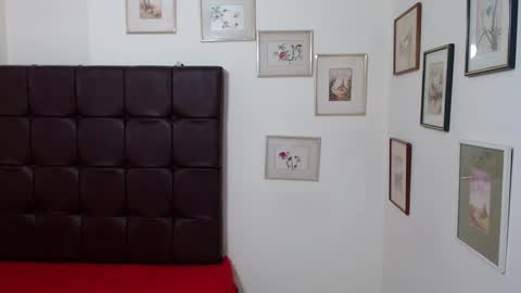 Danna online show from January 2025 05:42:02 PM