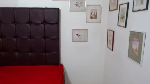 Danna online show from February 2025 05:51:01 PM