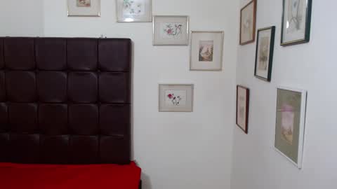 Danna online show from February 2025 06:11:01 PM