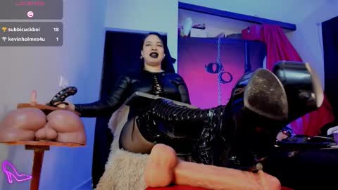 Goddess Dannia online show from December 2025 11:51:01 AM