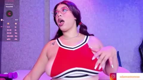 Danna Monroe  online show from October 2025 11:41:02 AM