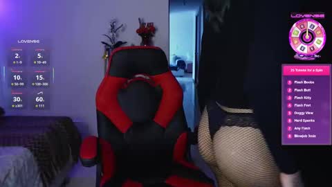    online show from October 2025 07:35:02 PM