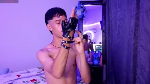 Snapshot of danny777_ chatting on October 2025 03:59:02 AM Danny online show from October 2025 03:59:02 AM